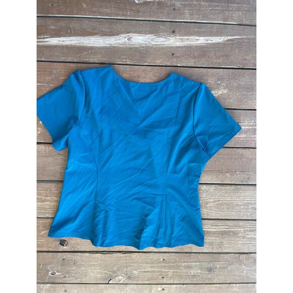 Heart and Soul womens xl scrubs top - Picture 2 of 3